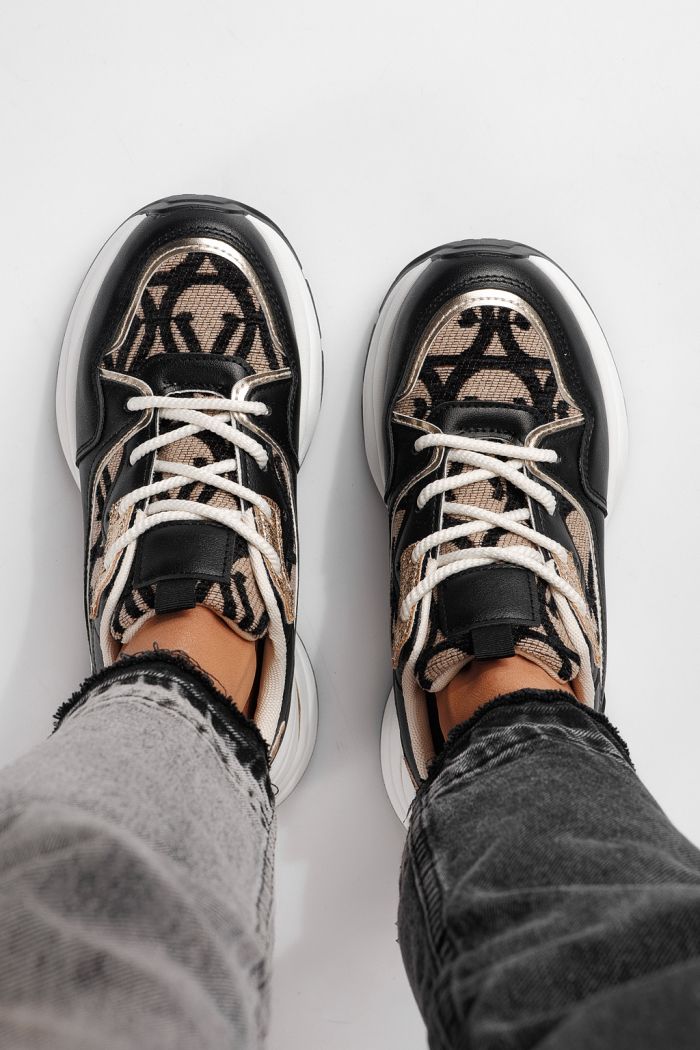 Női sportcipők fekete öko bőrből készült Karla #24134