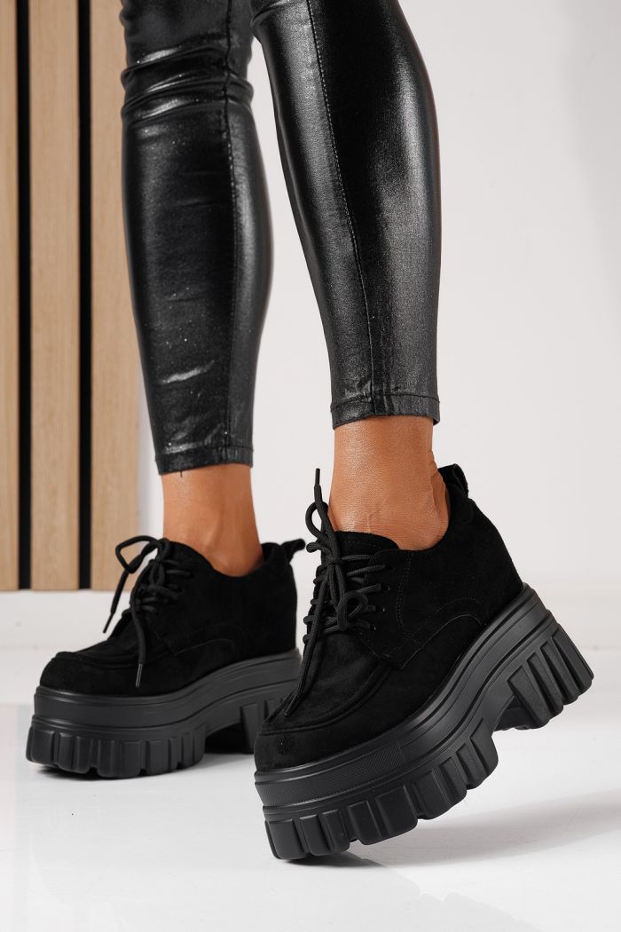 Női alkalmi cipők fekete öko bőrből készült Larisa #24075