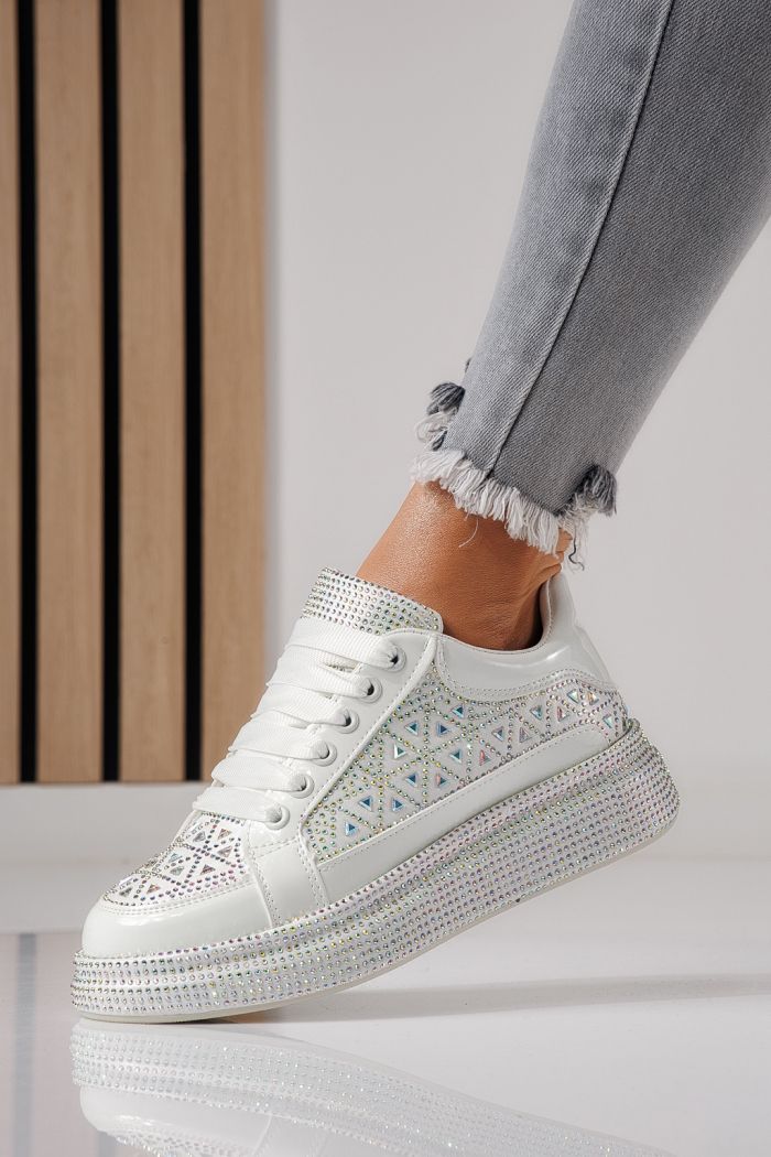 Női sportcipők fehér környezetbarát velúr bőrből készült Ilinca #24117