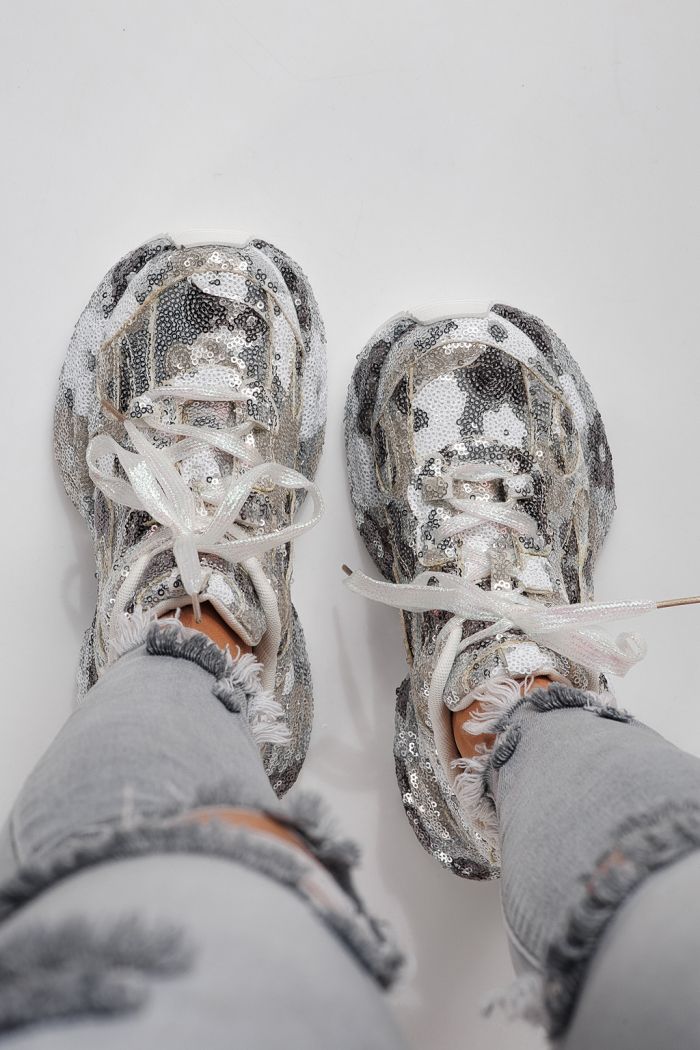 Női sportcipők fehér környezetbarát velúr bőrből készült Georgiana #24106