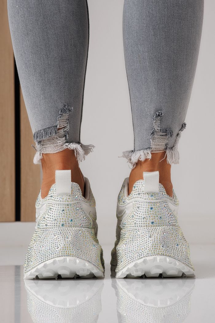 Női sportcipők fehér környezetbarát velúr bőrből készült Ioana #24111