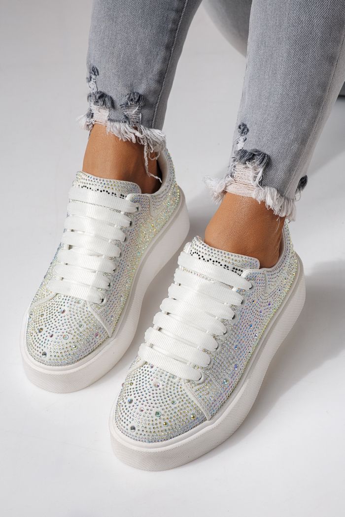 Női sportcipők fehér textil anyagból készült Ellania #24090