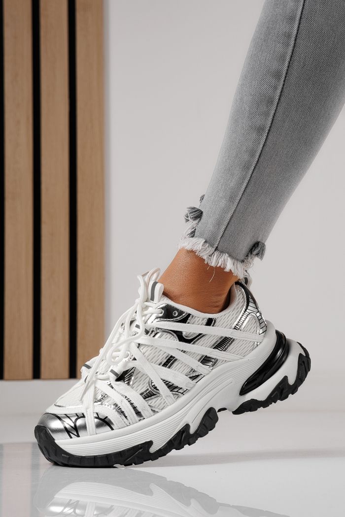 Női sportcipők ezüst textil anyagból készült Jullya #24129