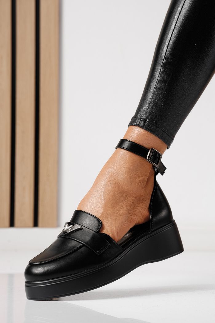 Női alkalmi cipők fekete öko bőrből készült Evelina #24095