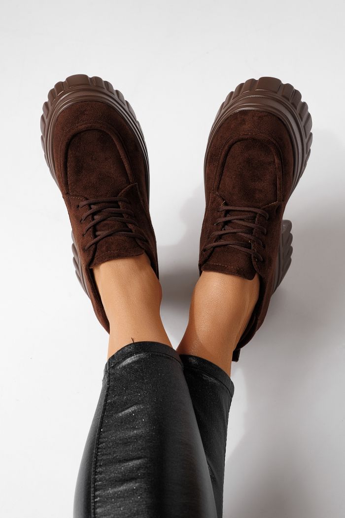 Női alkalmi cipők barna öko bőrből készült Larisa #24076