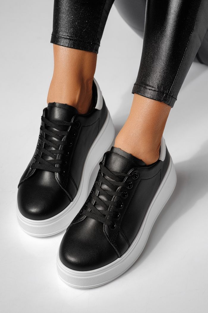 Női sportcipők fekete öko bőrből készült Celin #24064