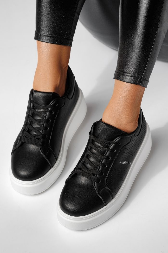 Női platformcipők fekete öko bőrből készült Ada #24000