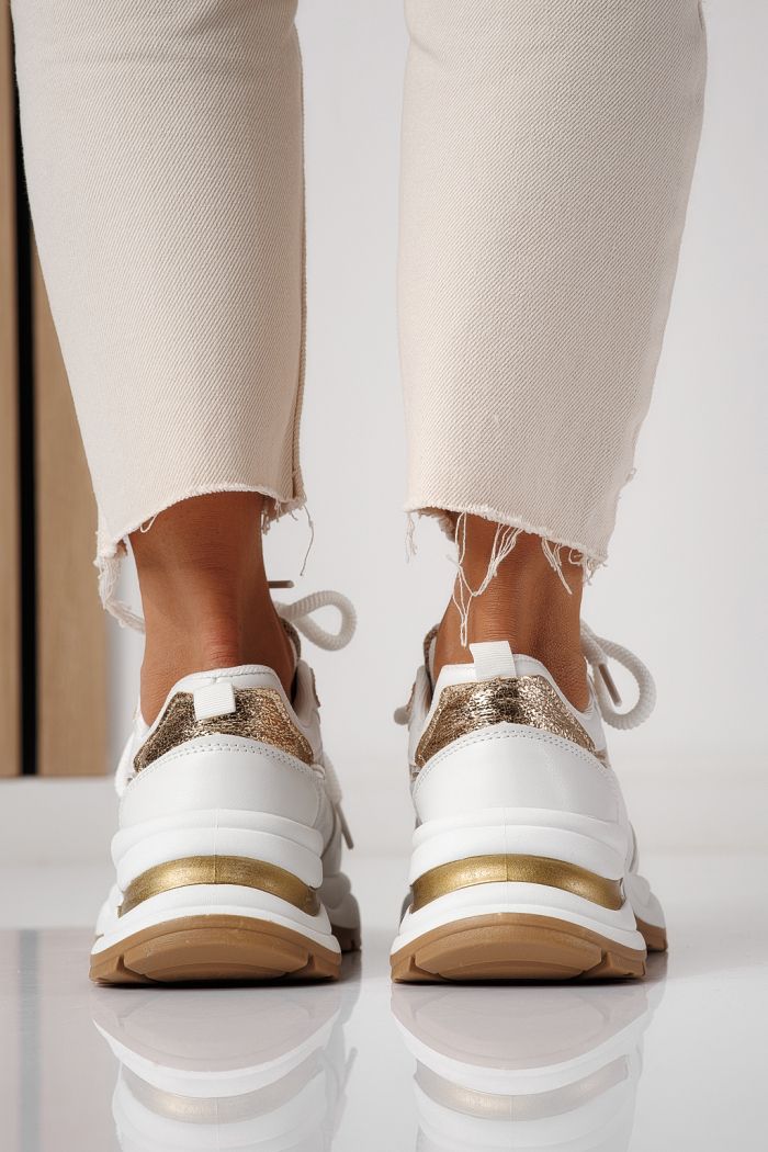 Női sportcipők fehér öko bőrből készült Karla #24138