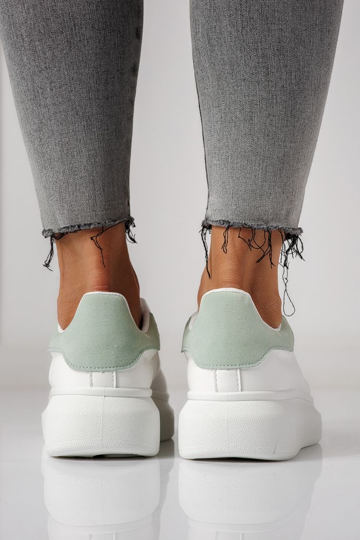 Női fehér sportcipő ekológikus bőrből Raya #24178