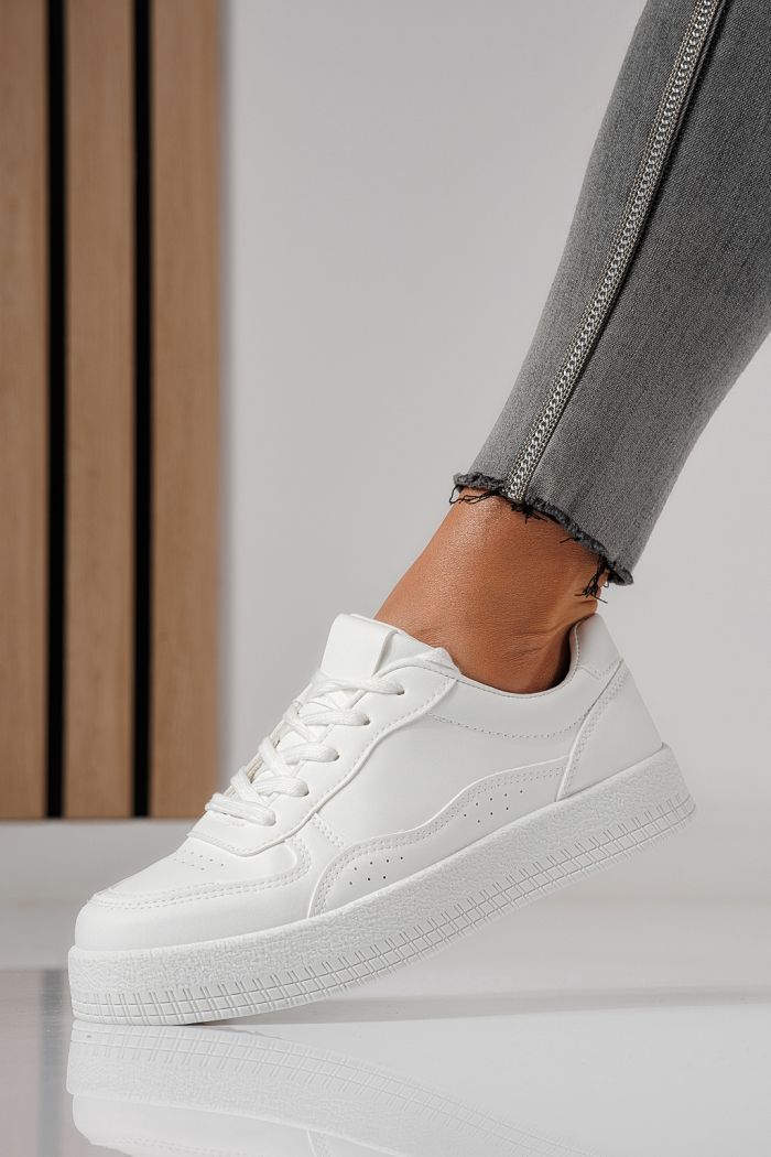 Női sportcipők fehér öko bőrből készült Nadia #24162