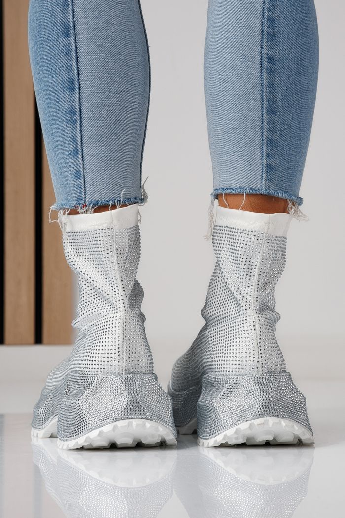 Női sportcipők fehér textil anyagból készült Ines #24122