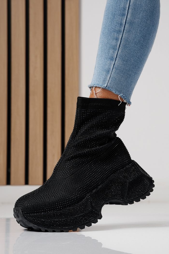 Női sportcipők fekete textil anyagból készült Ines #24120