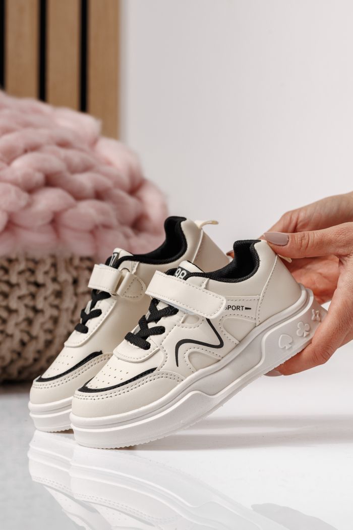 Gyerekcipők fekete öko bőrből készült Alina #24033