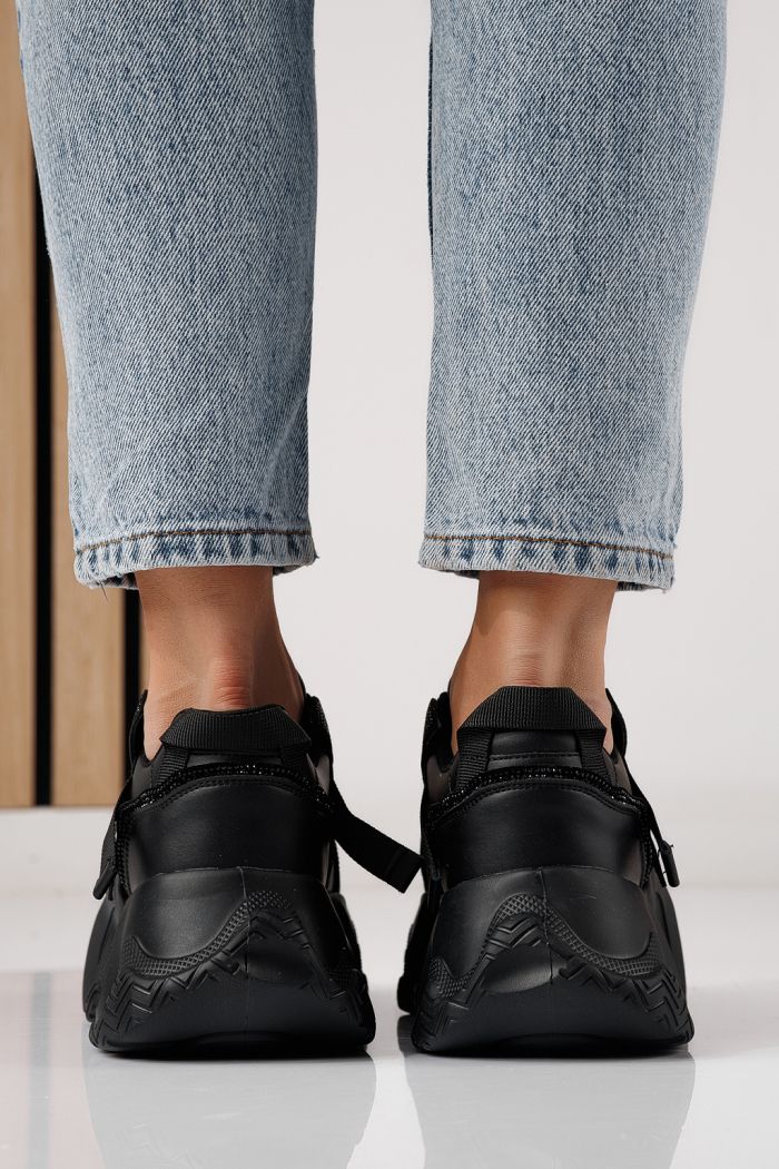 Női fekete sportcipő ekológikus bőrből Zaira #24231