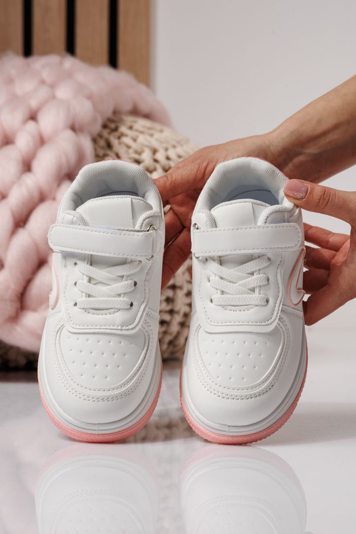 Gyerekcipők fehér öko bőrből készült Ema  #24330