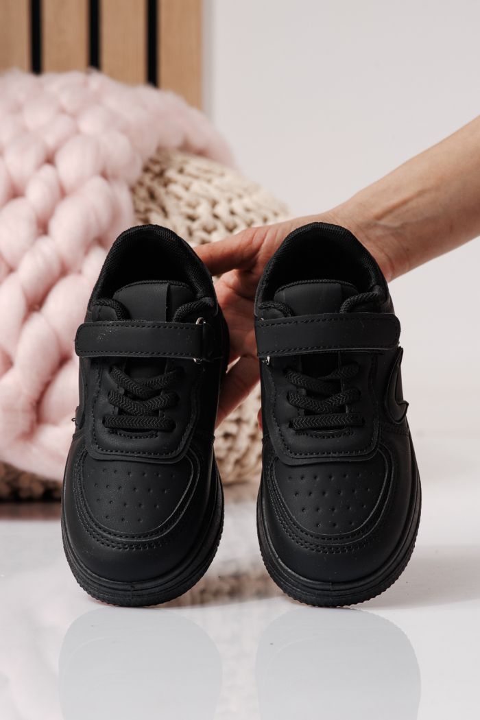 Gyerekcipők fekete öko bőrből készült Ema  #24325