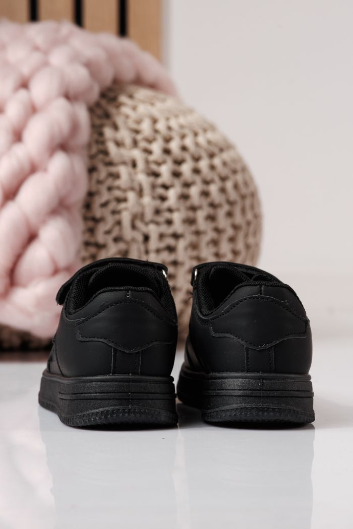 Gyerekcipők fekete öko bőrből készült Ema  #24325