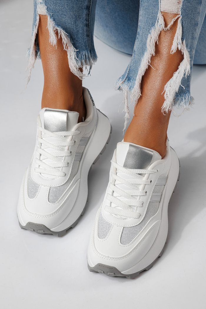 Női sportcipők ezüst öko bőrből készült Mia #24318