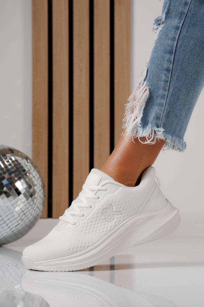 Női sportcipők fehér textil anyagból készült Anaiss #24387