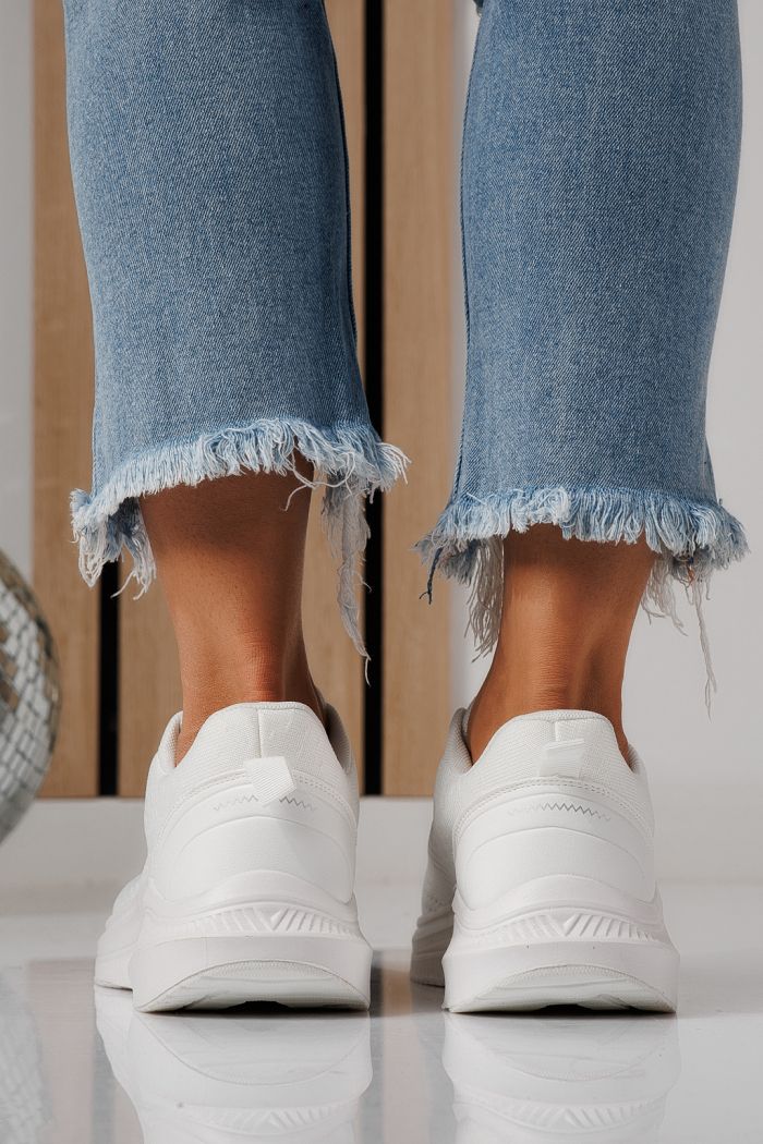 Női sportcipők fehér textil anyagból készült Anaiss #24387