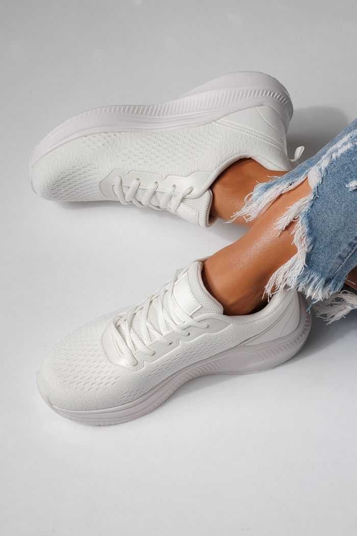 Női sportcipők fehér textil anyagból készült Anaiss #24387