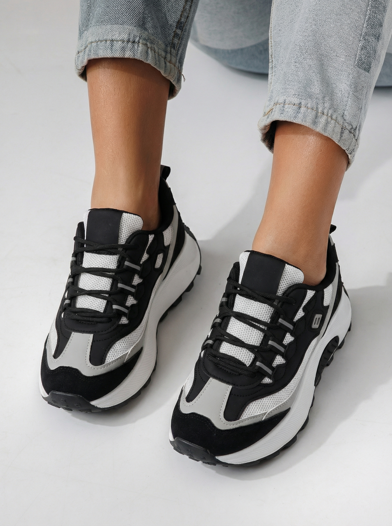 Női sportcipők fekete textil anyagból készült Agatha #24412