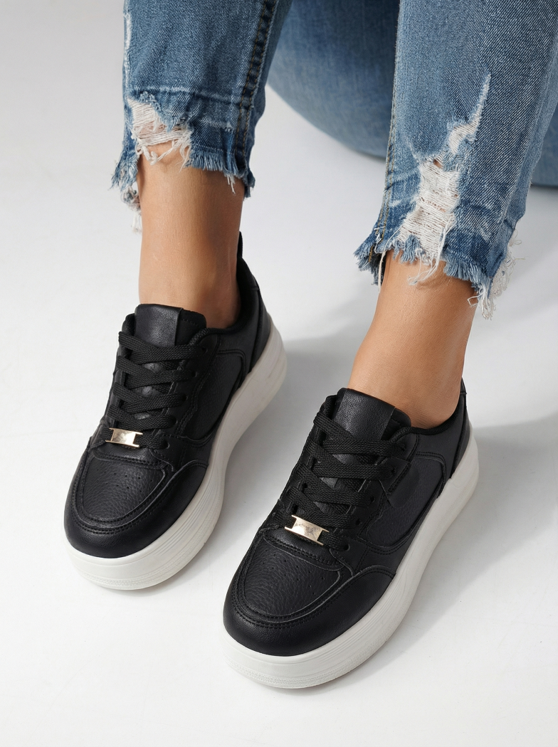 Női sportcipők fekete öko bőrből készült Adna #24410