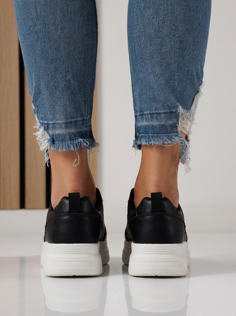 Női sportcipők fekete öko bőrből készült Adna #24410