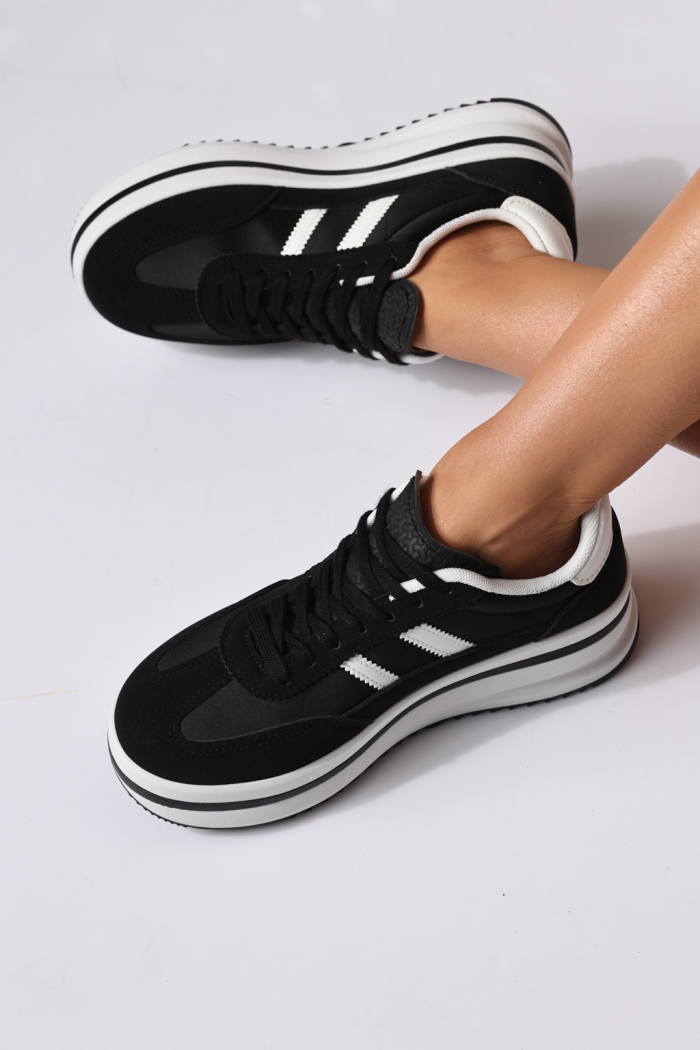 Női sportcipők fekete öko bőrből készült Diana2 #24477