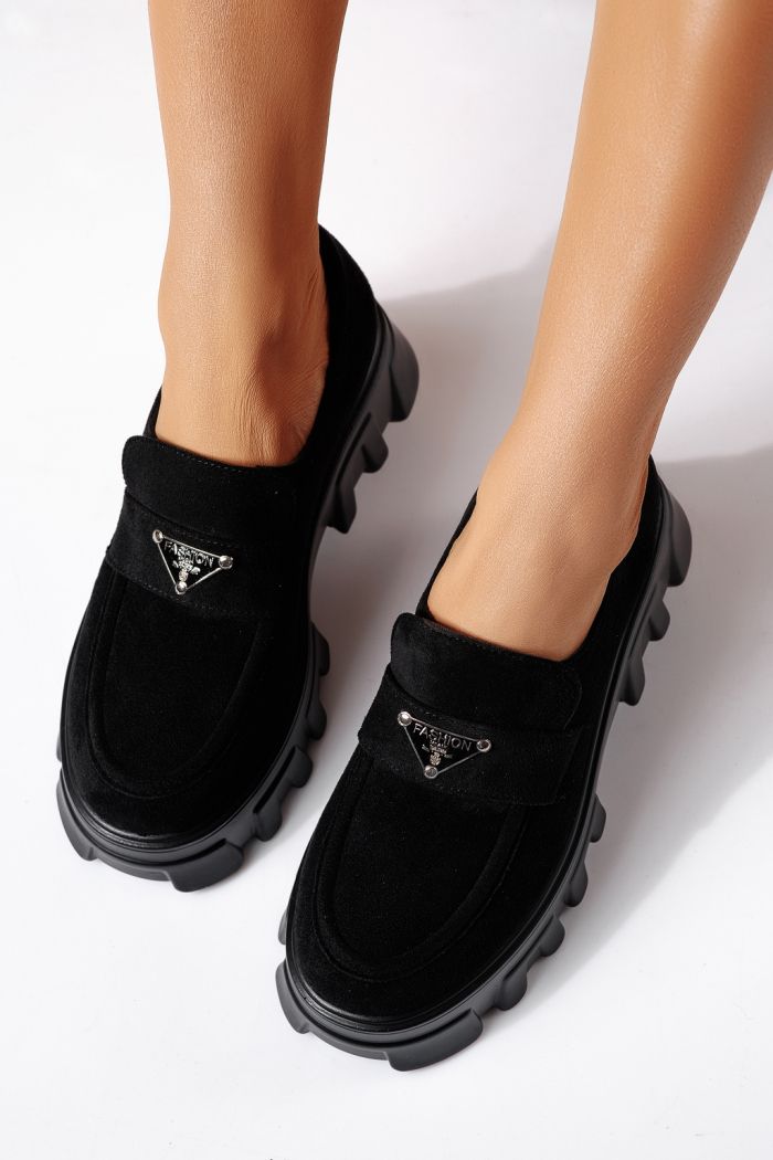 Női alkalmi cipők fekete öko velúrból készült Oriana #24485