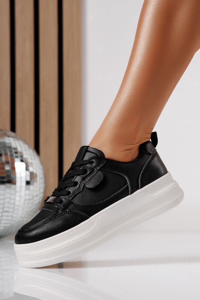 Női sportcipők fekete öko bőrből készült Adna #24410