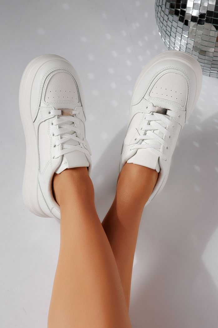 Női sportcipők fehér öko bőrből készült Fabia #24468