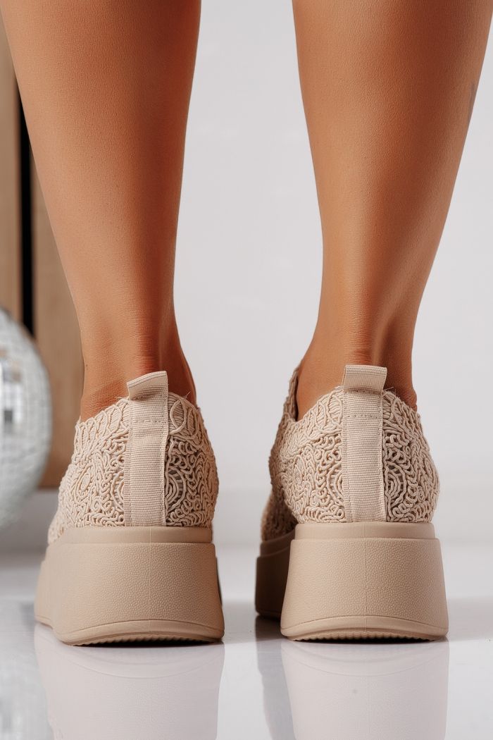 Női sportcipők bézs textil anyagból készült Loretta #24490