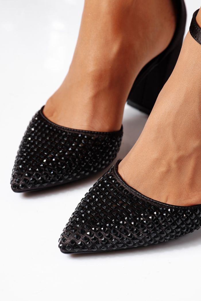 Női fehér szatén magassarkú Iulia #24445