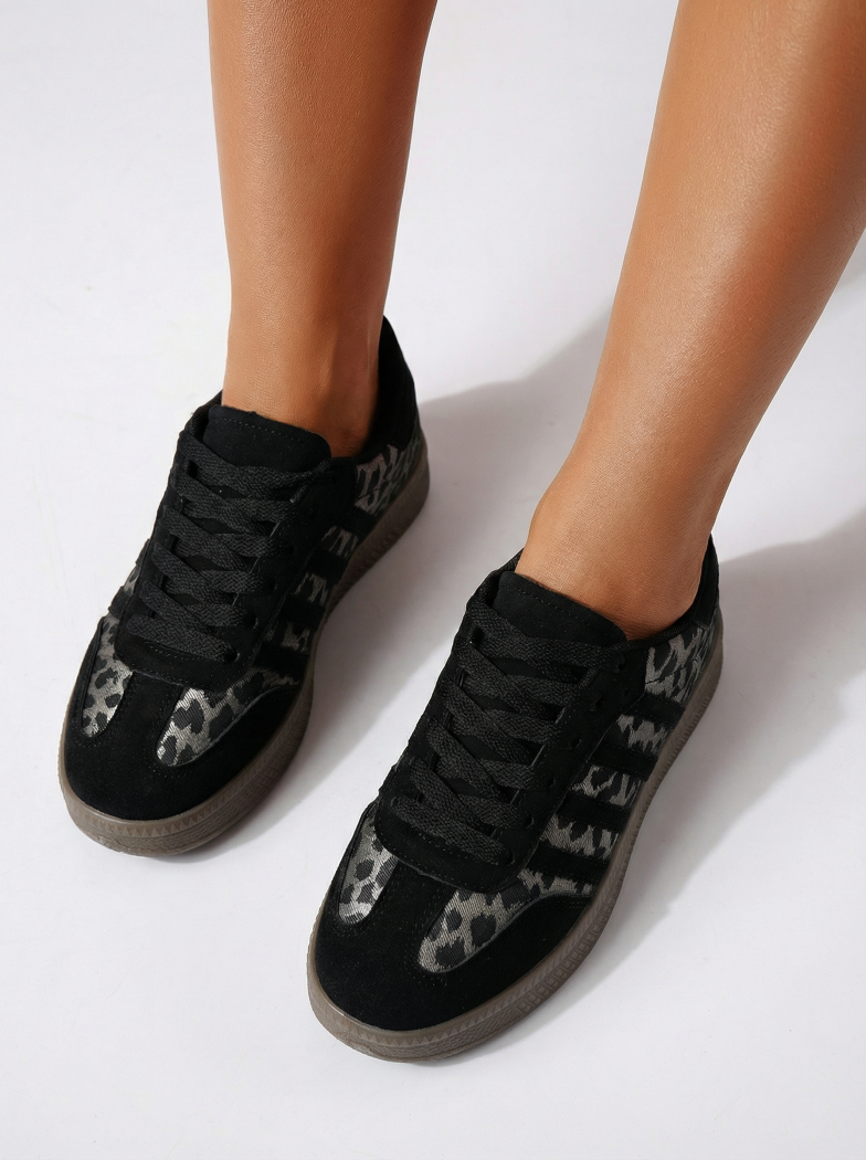 Női sportcipők fekete velúrból készült Liza #24502