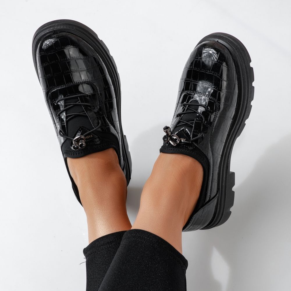 Női fekete lakkbőrből készült alkalmi cipő Mariah #24606