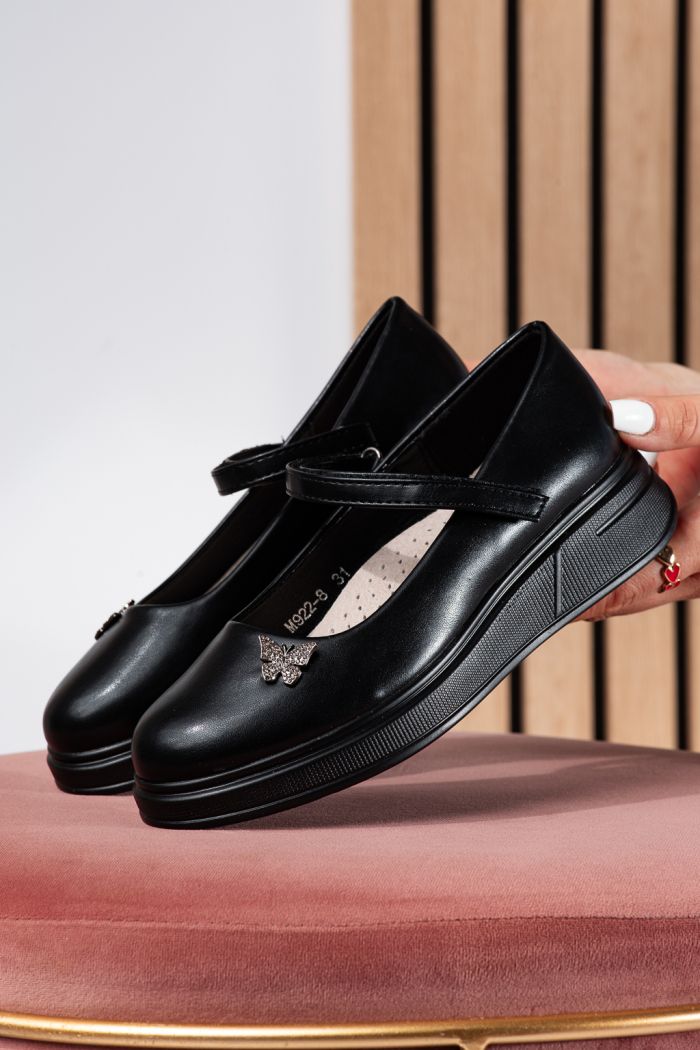 Ökobőrből készült fekete lány cipő Sara #24645