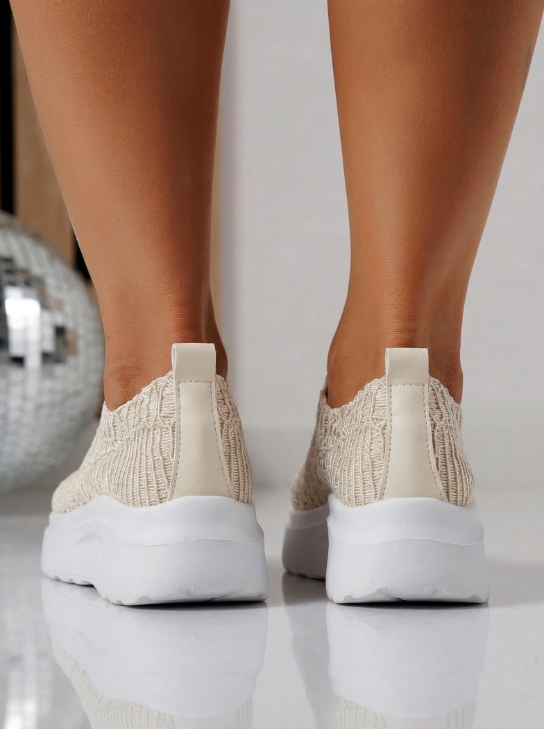 Női sportcipők bézs textil anyagból készült Yuri #24657