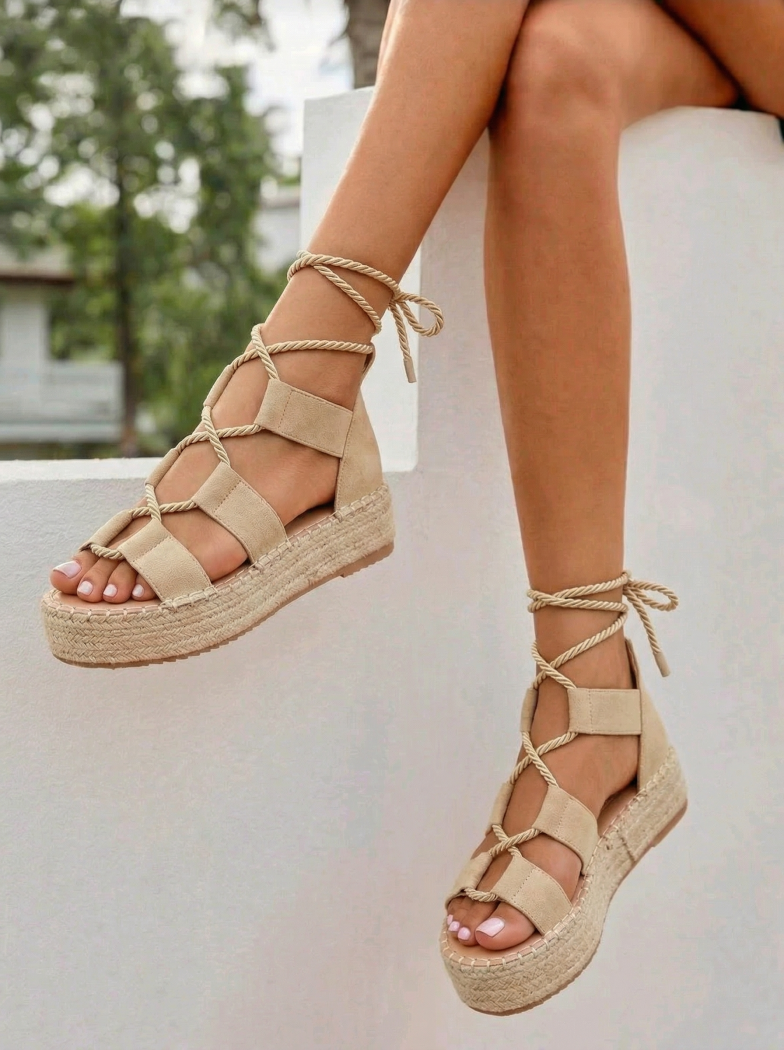 Női bézs színű platform szandál ekológikus bőrből Miha #24787