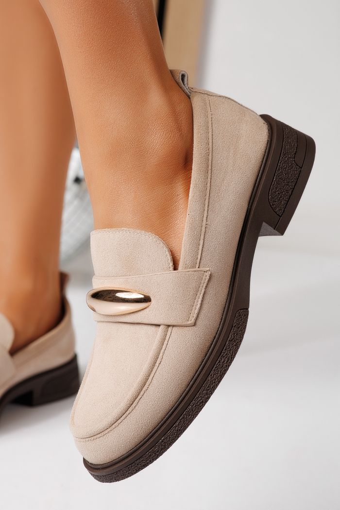 Női alkalmi cipők bézs öko velúrból készült Chiara #24904