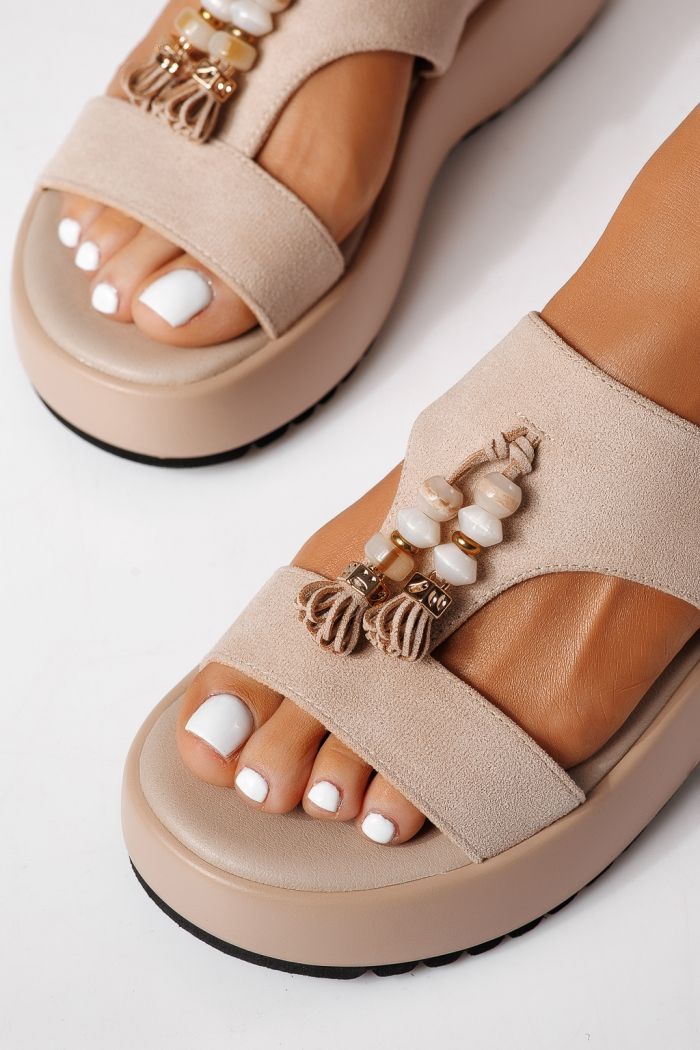Női platform szandálok bézs öko velúrból készült Enisa #24762