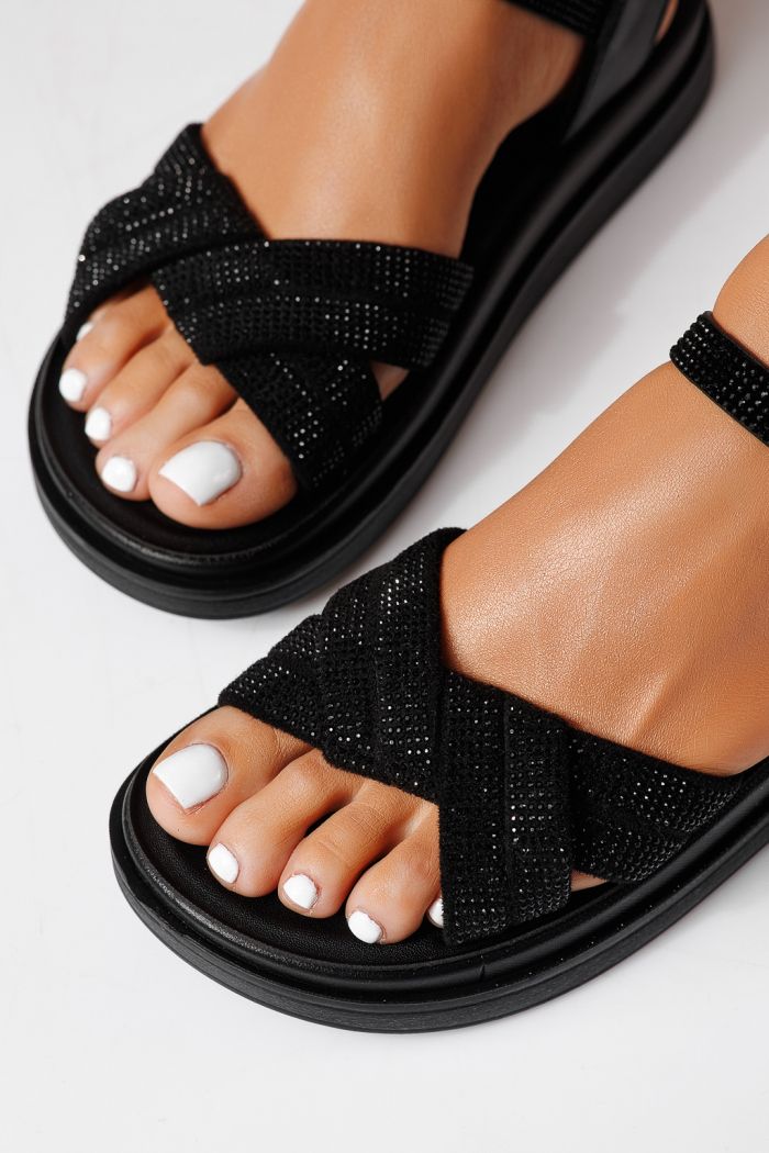 Női alacsony sarkú szandálok fekete öko bőrből készült Aida #24936