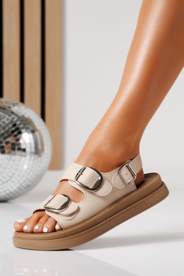 Női alacsony sarkú szandálok bézs öko bőrből készült Mireya #24931