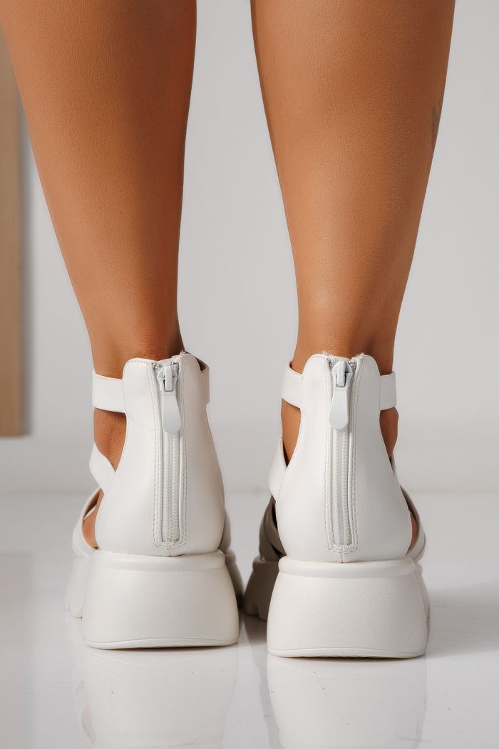 Női platform szandálok fehére öko bőrből készült Aida #24736