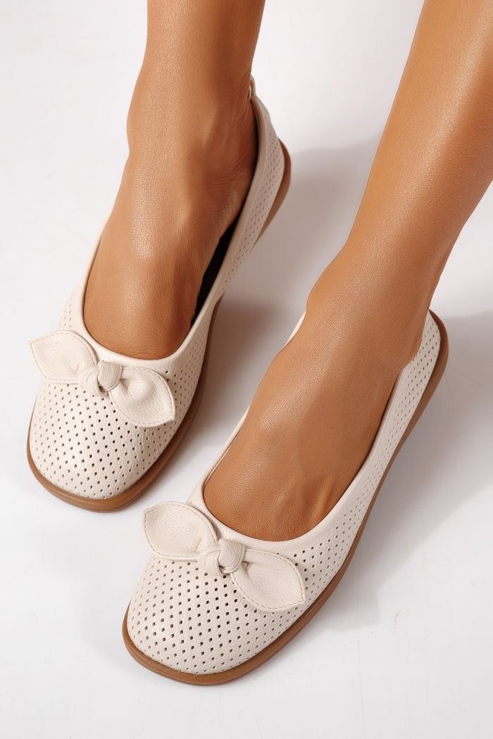 Női balettcipők bézs öko bőrből készült Amaris #24875