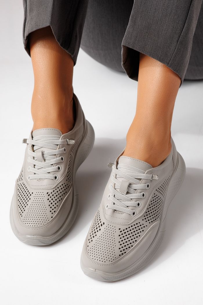 Női alkalmi cipők szürke öko bőrből készült Catrina #24939