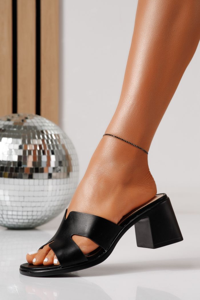 Női magas sarkú papucs fekete öko bőrből készült Niki #24978