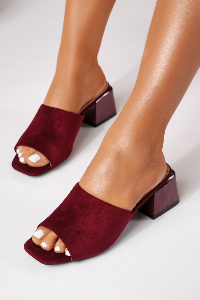 Női magas sarkú papucs bordó öko velúrból készült Thalira #24705