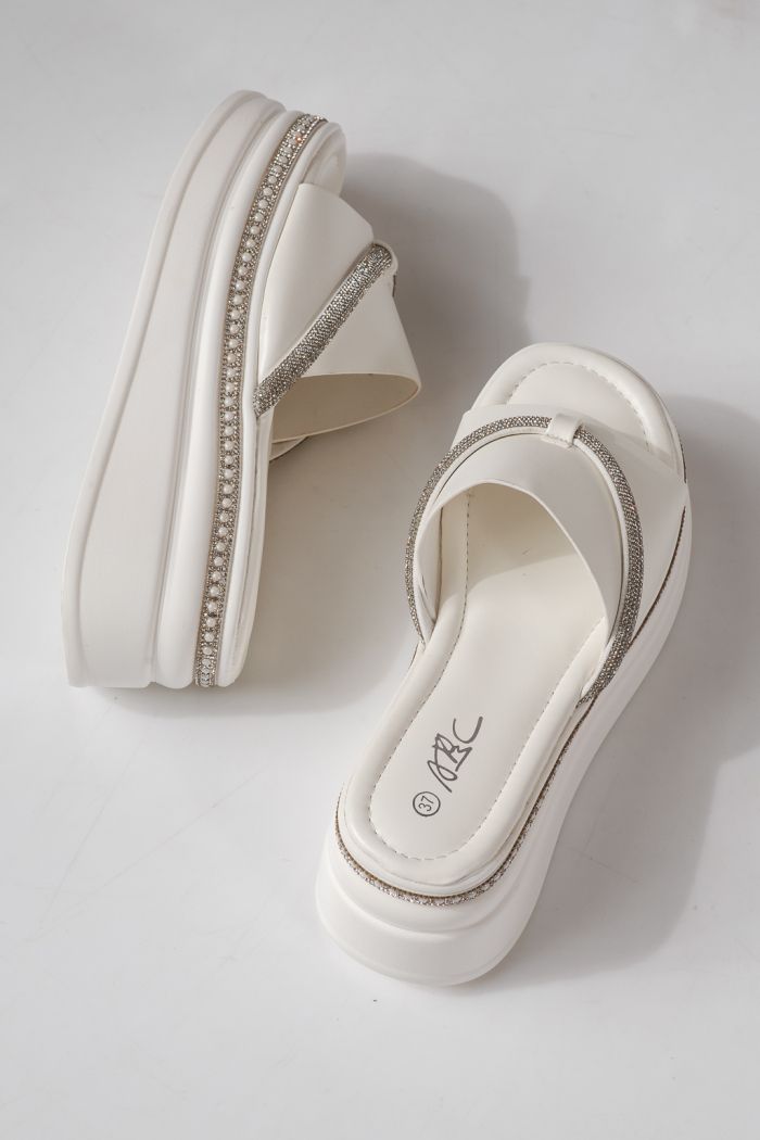 Női platform papucsok fehéri öko bőrből készült Belina #24749