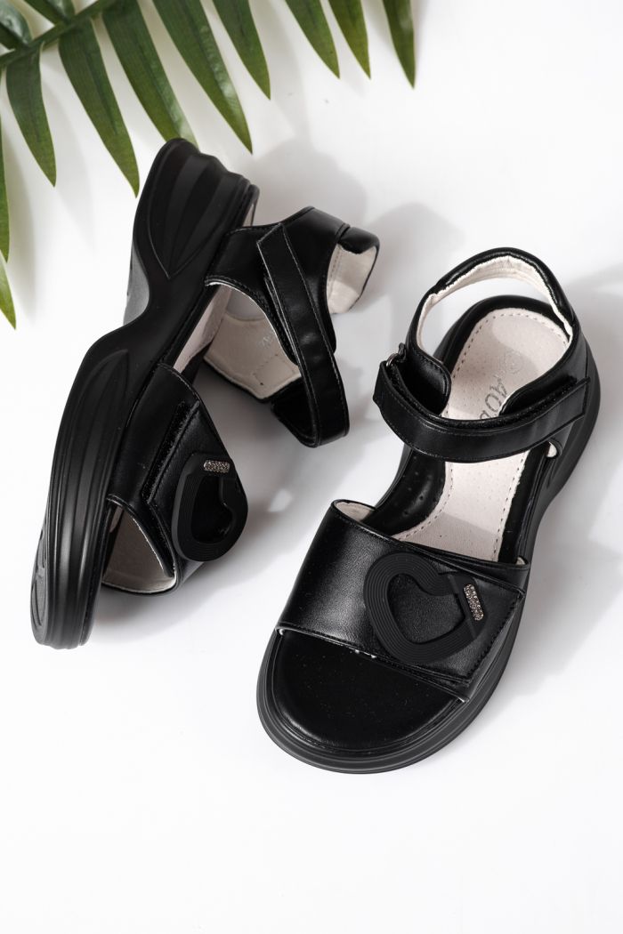 Gyerek szandálok fekete öko bőrből készült Dysis #24911